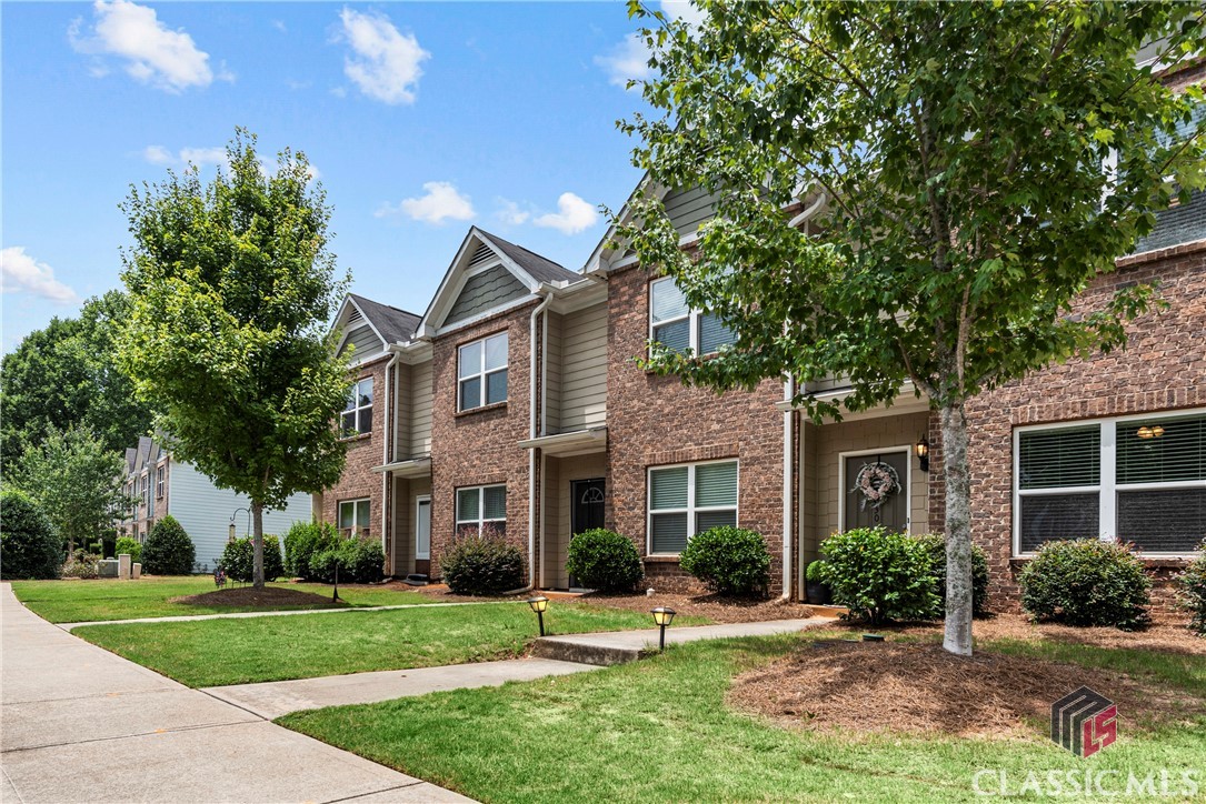 1030 Binghampton Circle