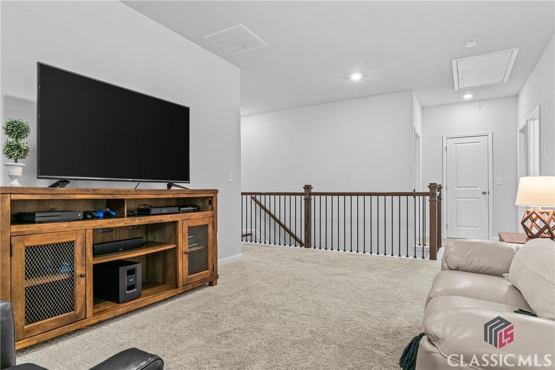 330 Brant Circle
