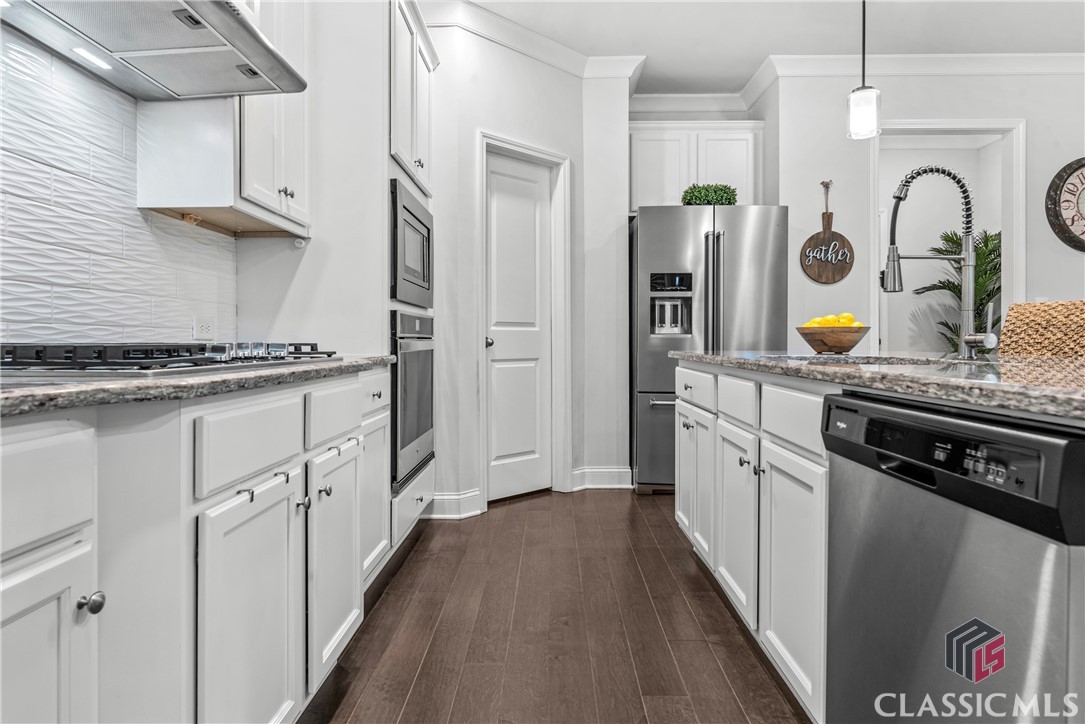 330 Brant Circle