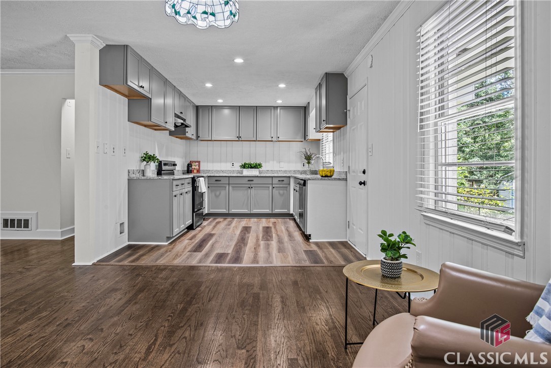 140 Beverly Drive