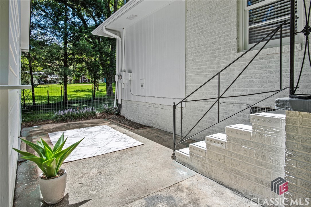 140 Beverly Drive