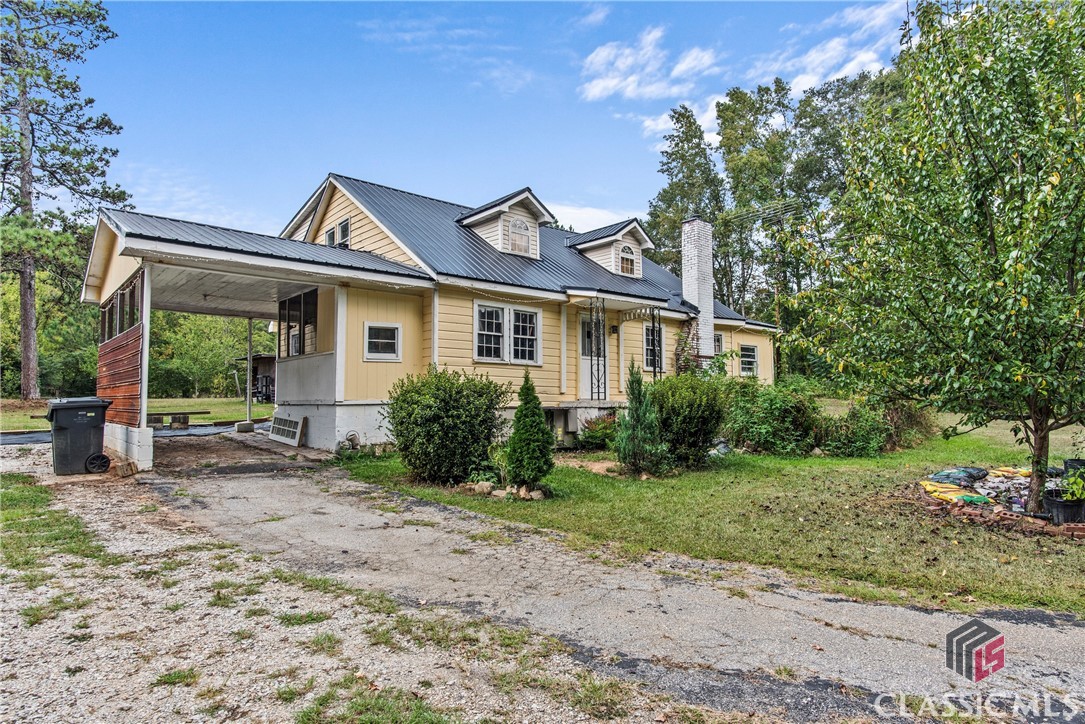 2040 N Highway 77