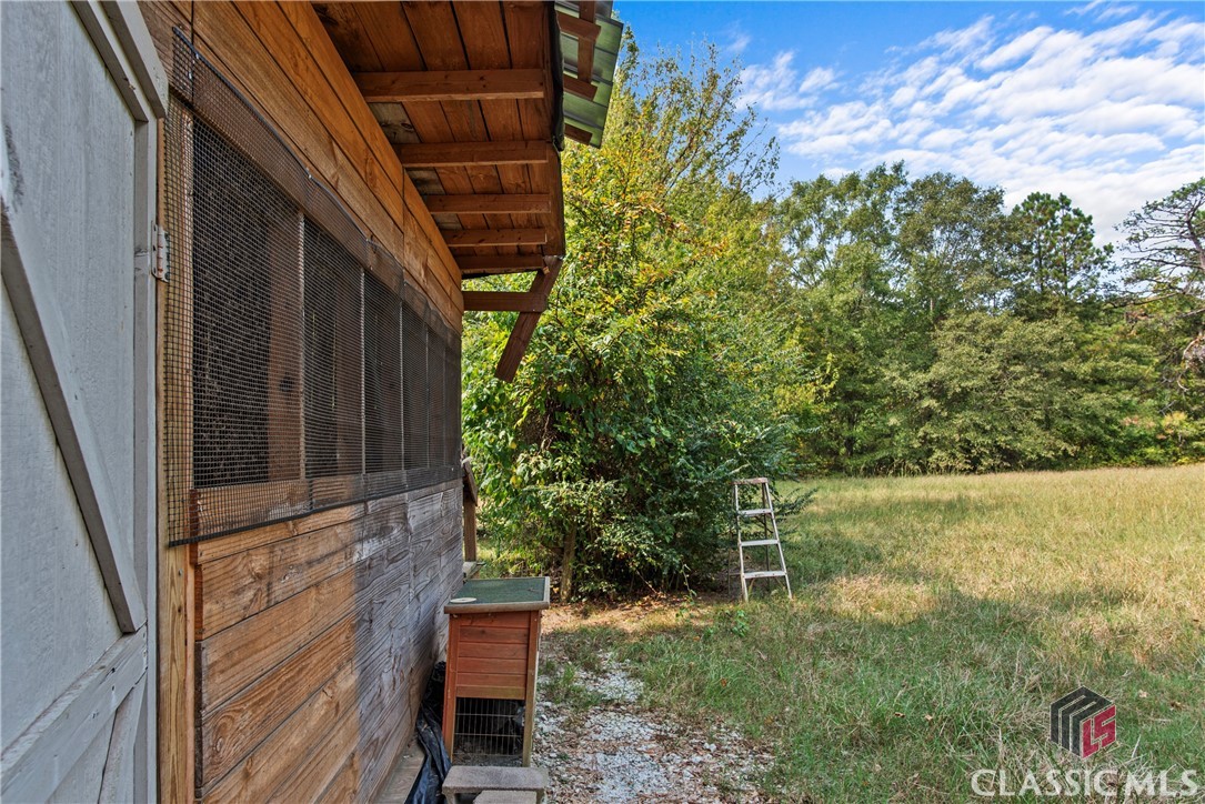 2040 N Highway 77