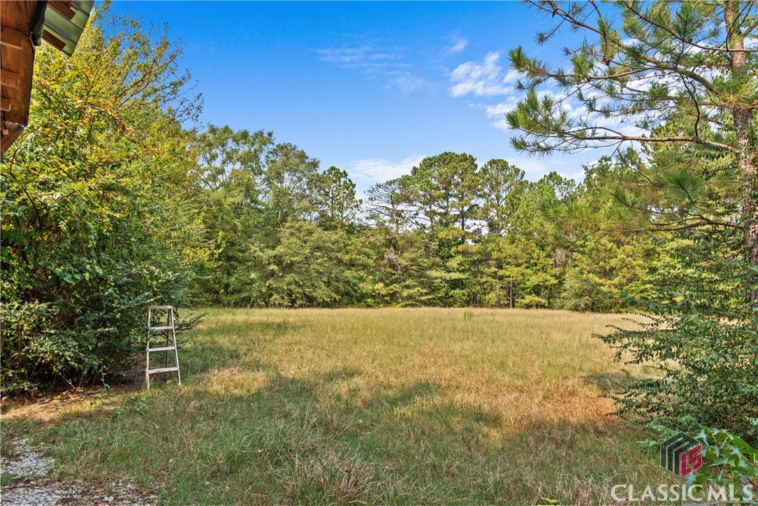 2040 N Highway 77
