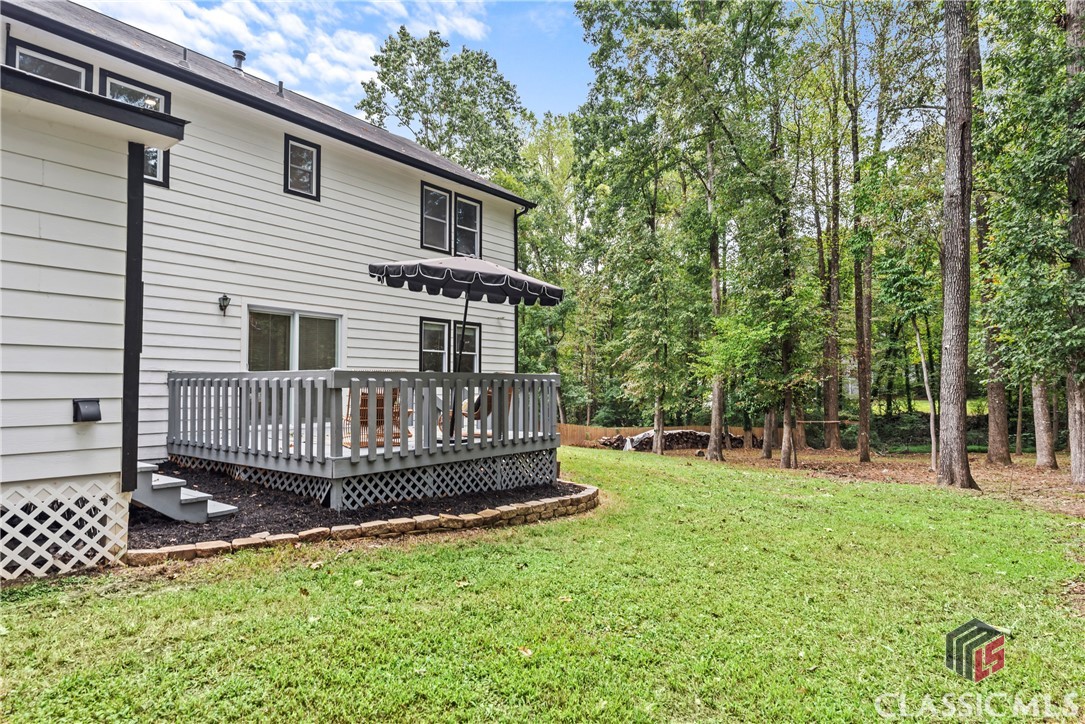1069 Ashwood