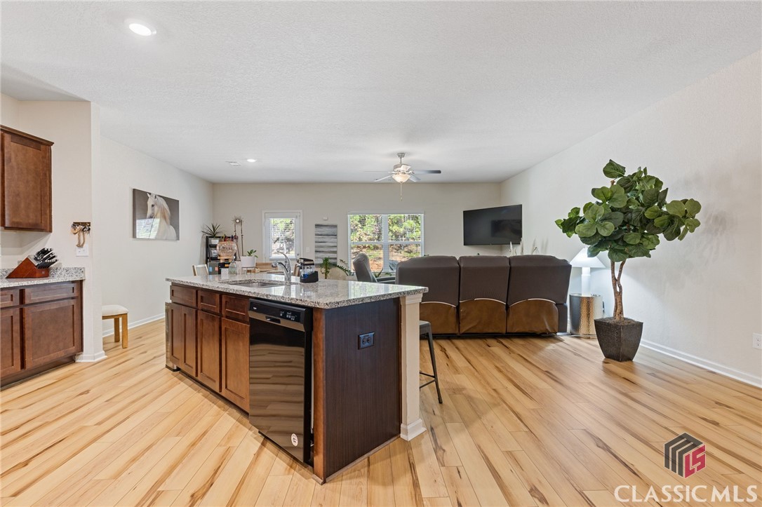 809 Fitzroy Drive
