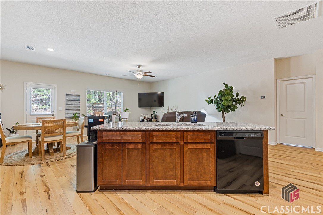 809 Fitzroy Drive
