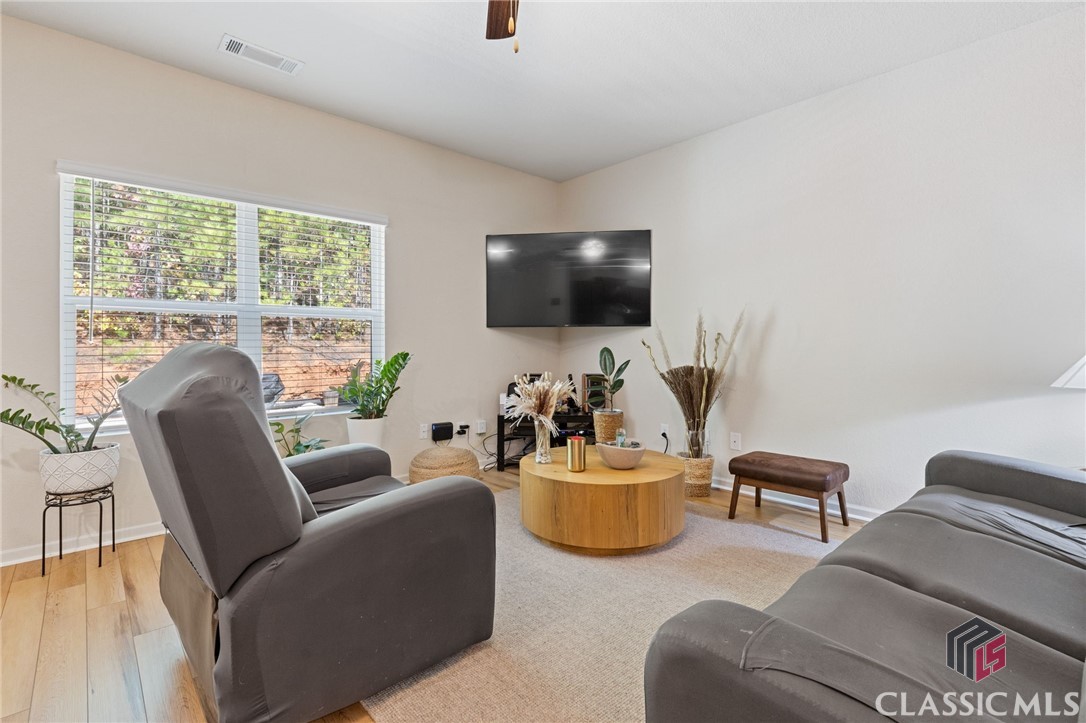 809 Fitzroy Drive