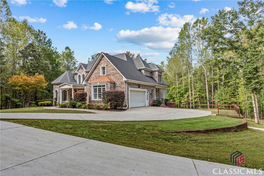 669 Antrim Glen Road