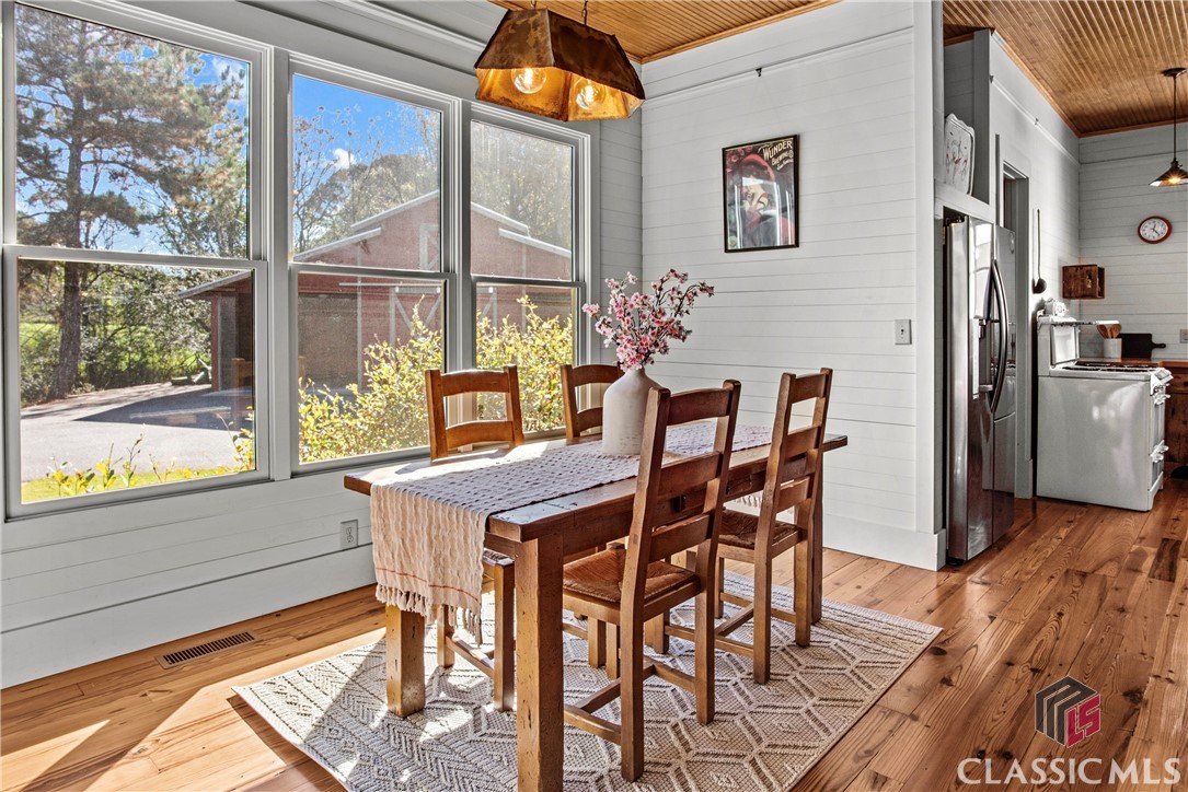 2300 New High Shoals Road