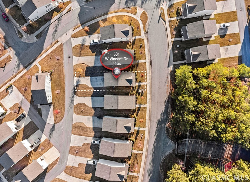 681 W Vincent Drive