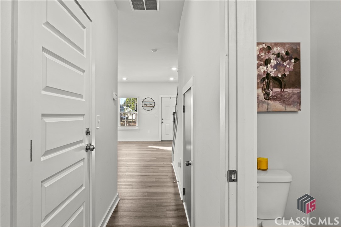 681 W Vincent Drive