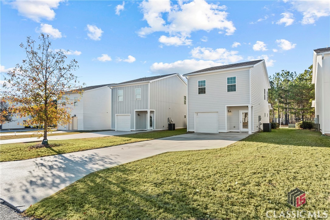 681 W Vincent Drive