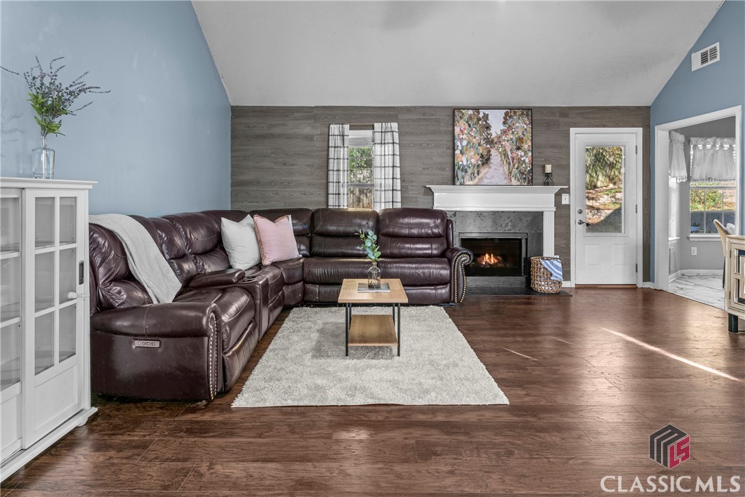 857 Kendall Park Drive