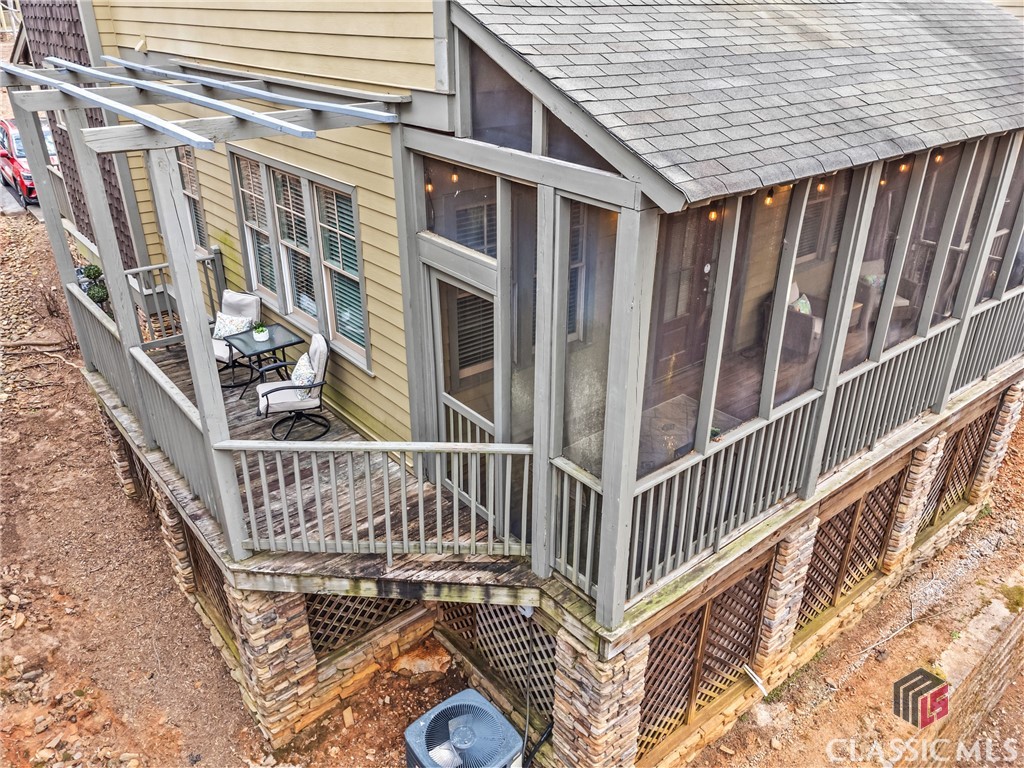 310 Research Drive 1103