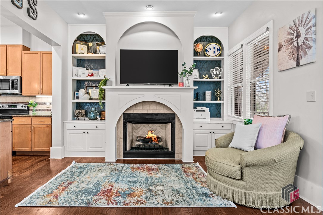 310 Research Drive 1103