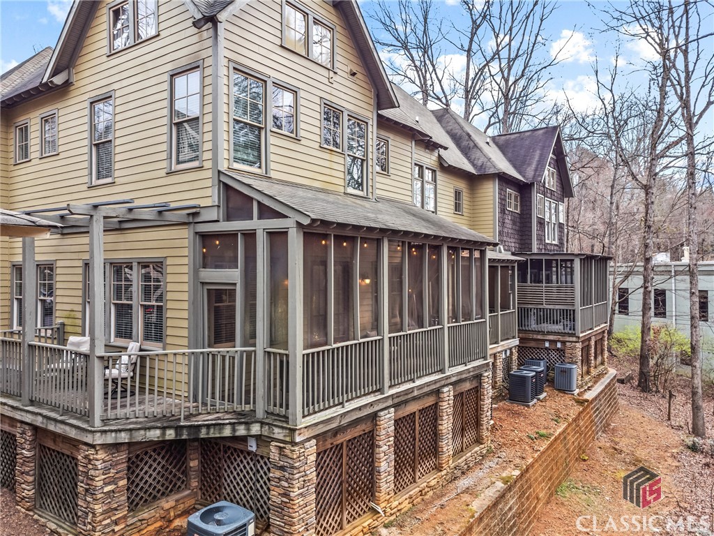 310 Research Drive 1103