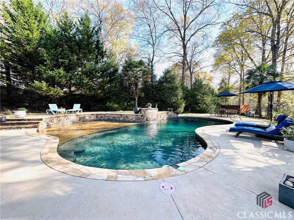 1271 Summit Drive