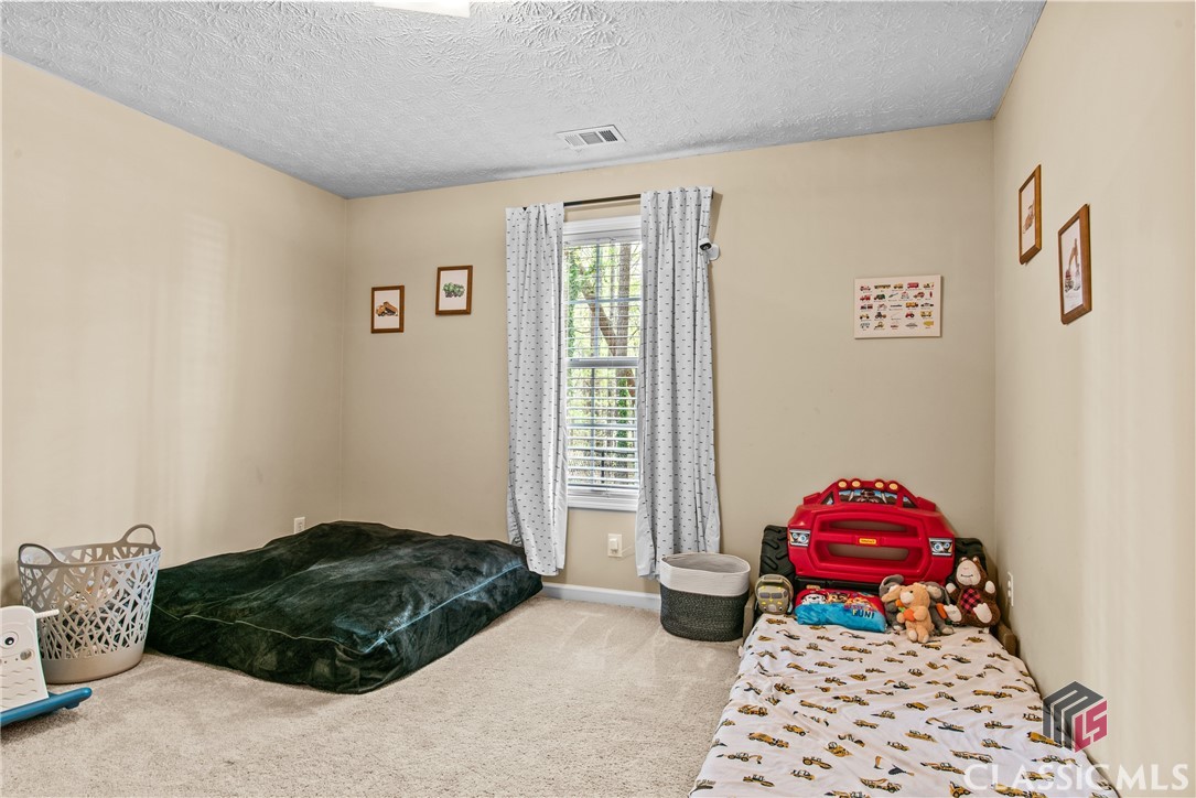 1402 Raymonds Road