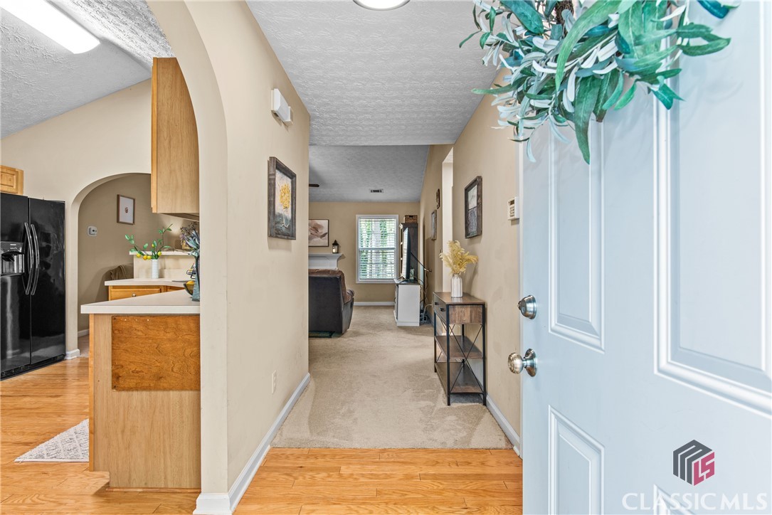 1402 Raymonds Road