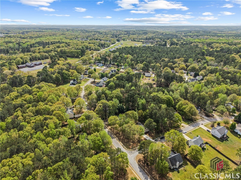1402 Raymonds Road