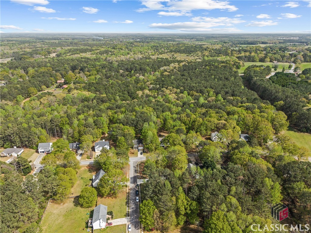 1402 Raymonds Road