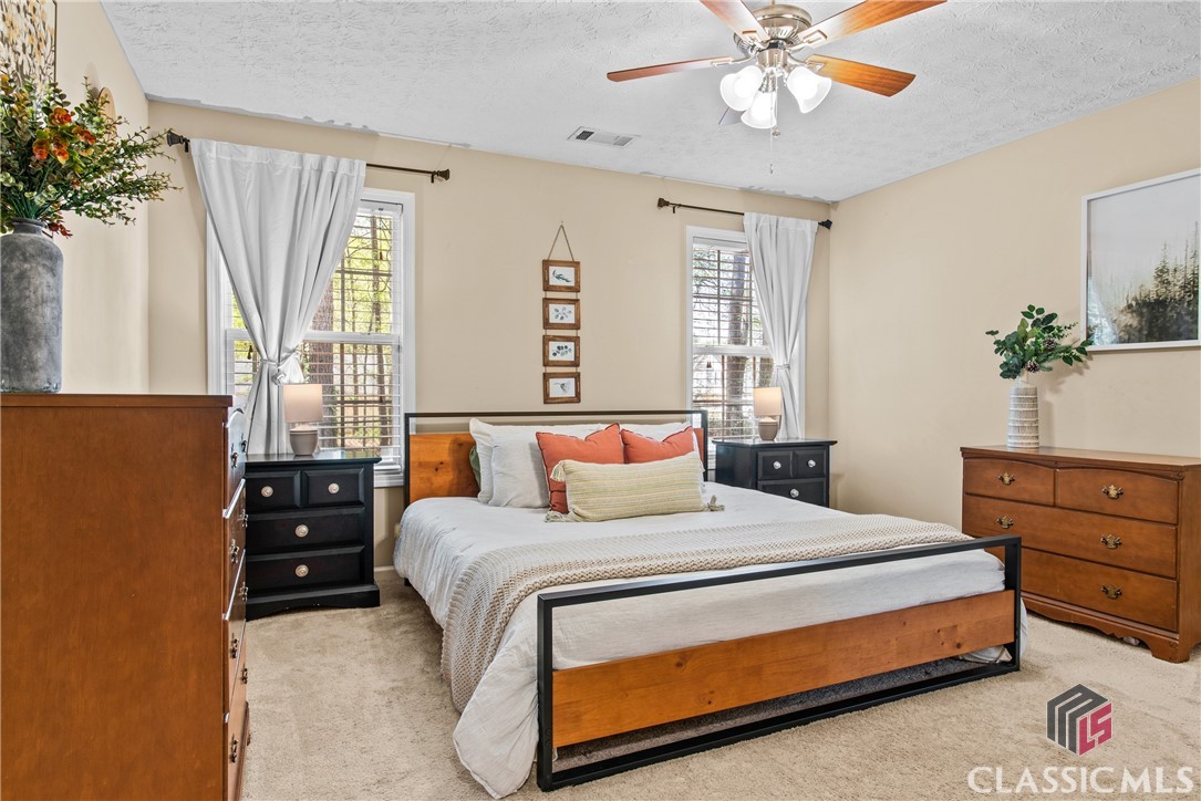 1402 Raymonds Road