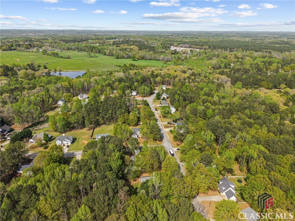 1402 Raymonds Road