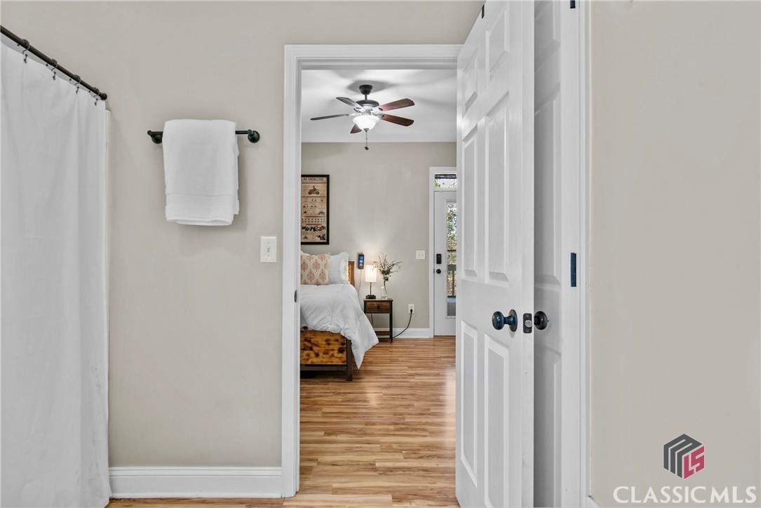 733 Meadow Brook Lane