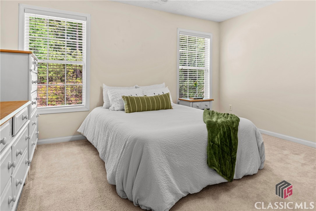 3129 Oak Ridge Lane