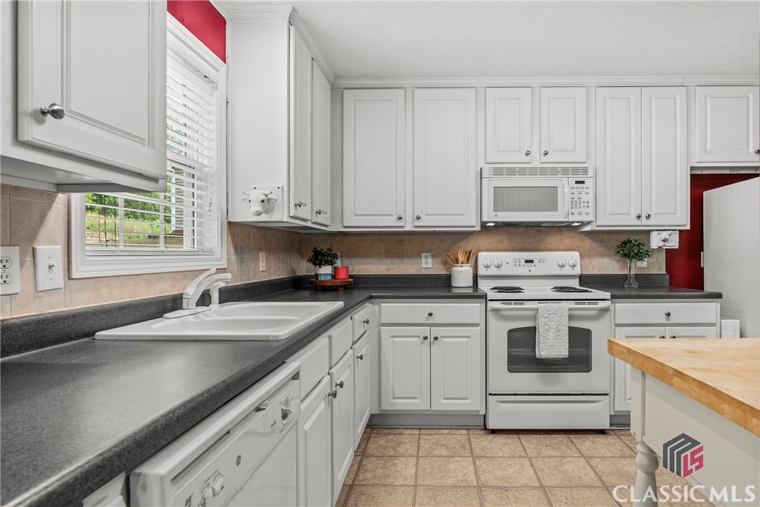 3129 Oak Ridge Lane