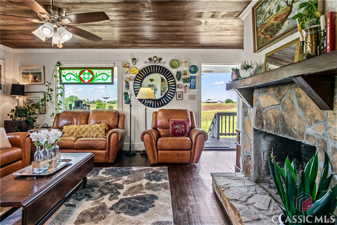 3081 Macedonia Road