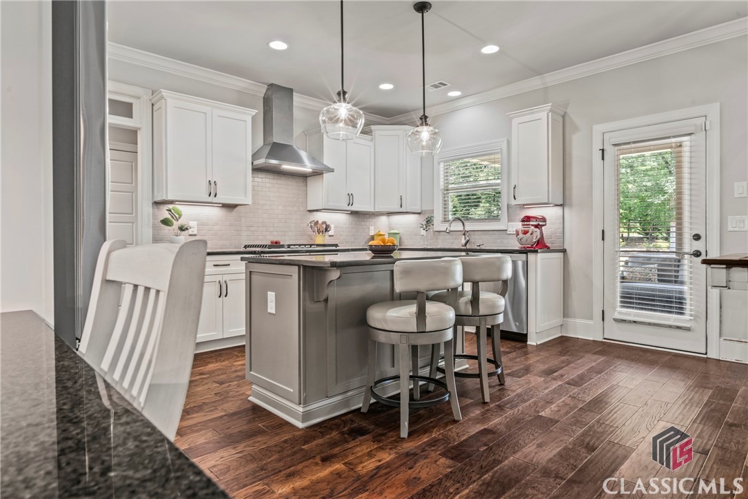 1110 Highland Park Way