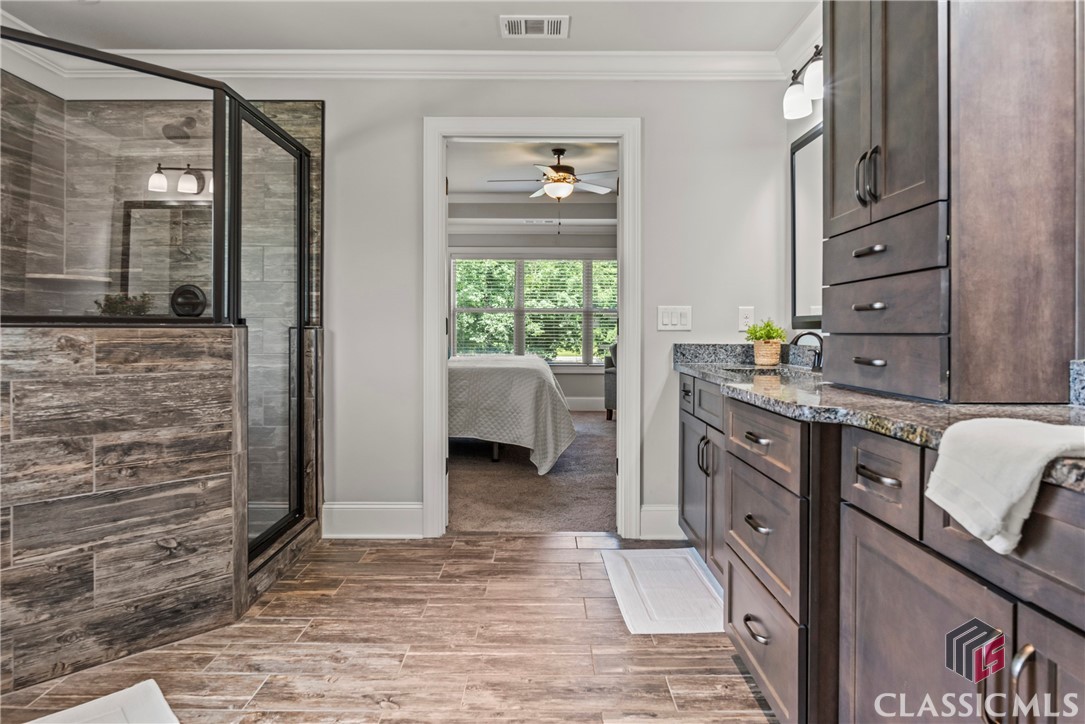1110 Highland Park Way