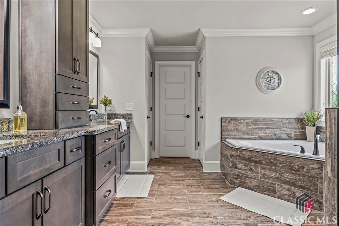 1110 Highland Park Way