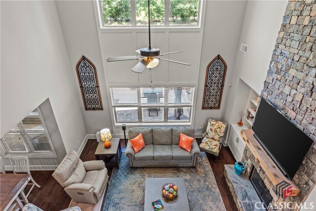 1110 Highland Park Way