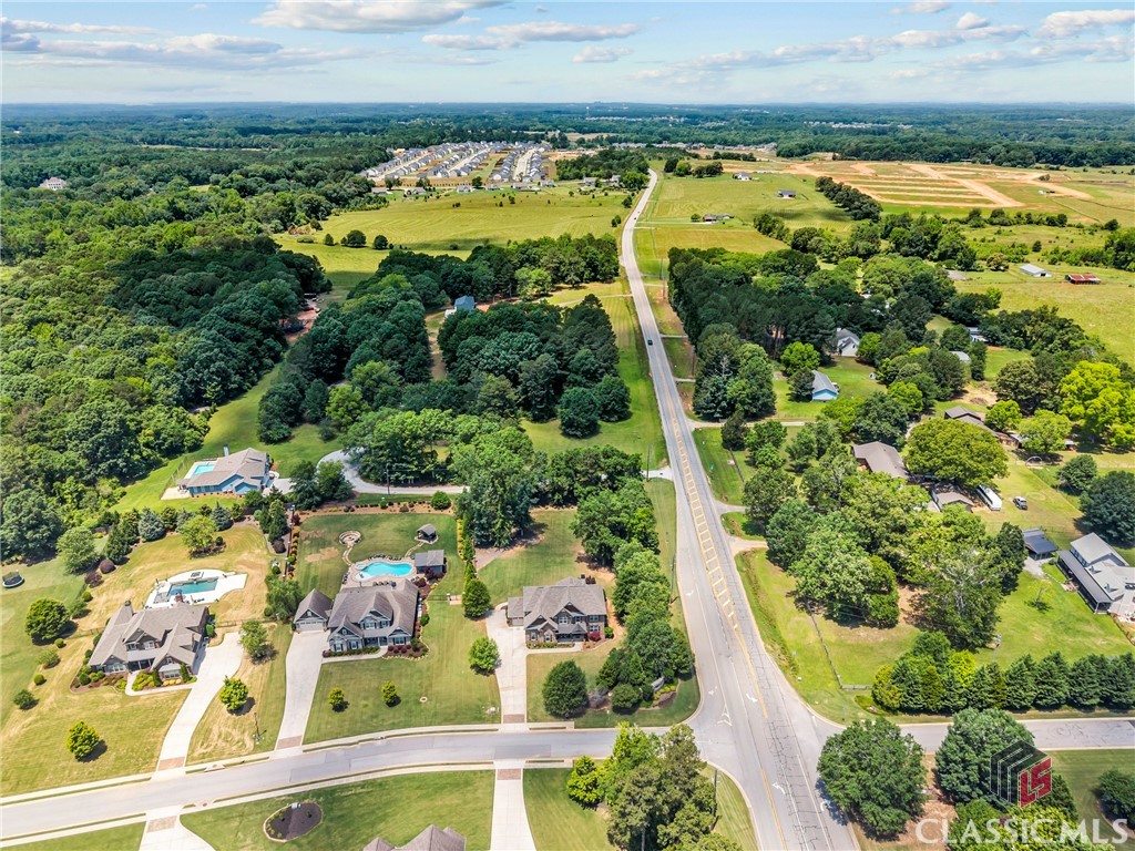 1110 Highland Park Way