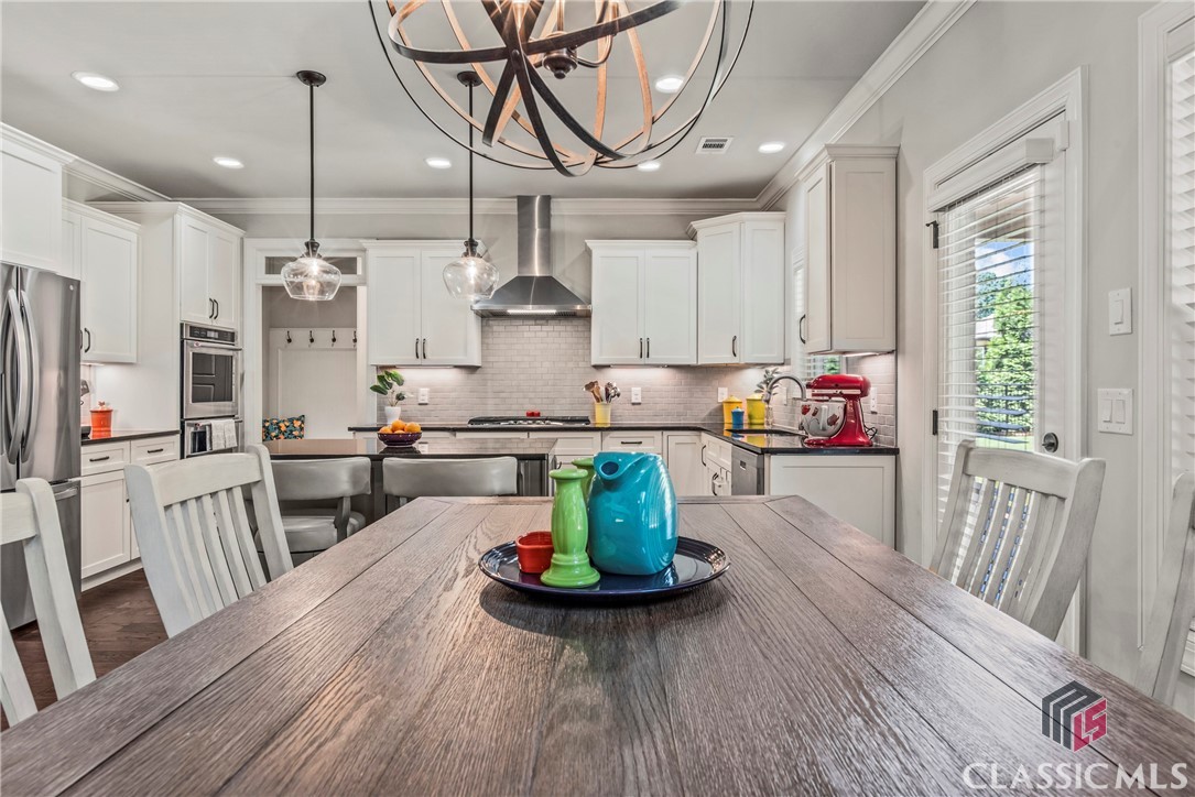 1110 Highland Park Way