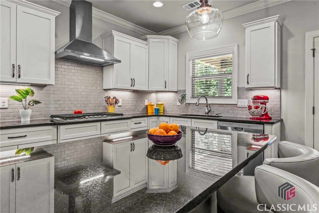 1110 Highland Park Way
