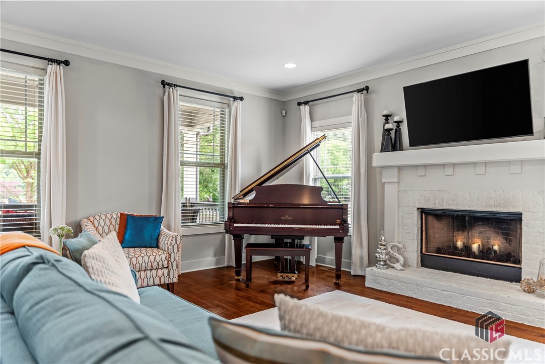 1111 Cobblestone Drive