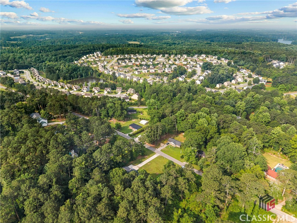 440 Russell Cemetery Road
