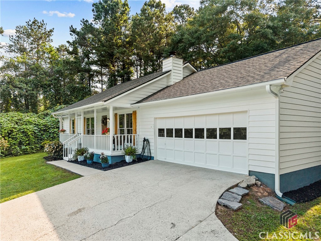 440 Russell Cemetery Road