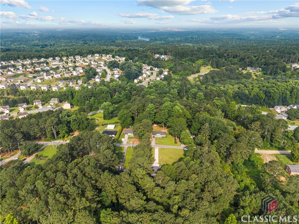 440 Russell Cemetery Road