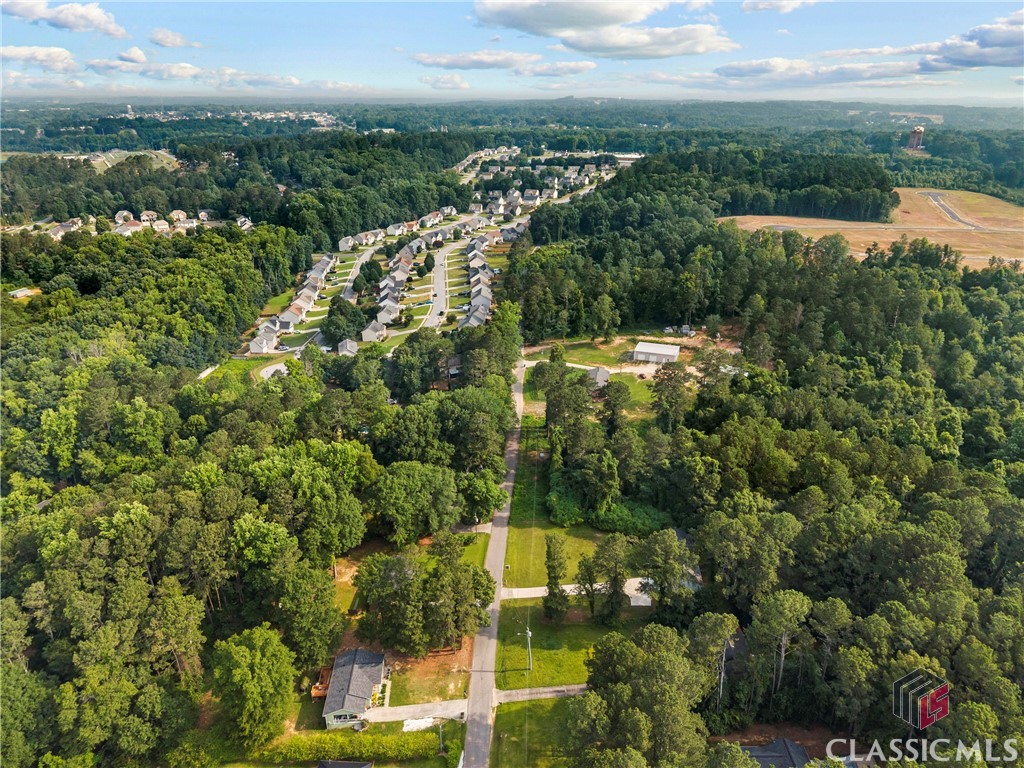 440 Russell Cemetery Road