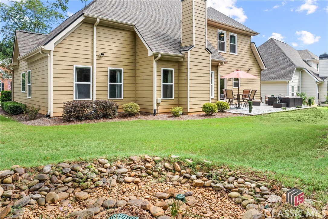 1744 Orchard Walk