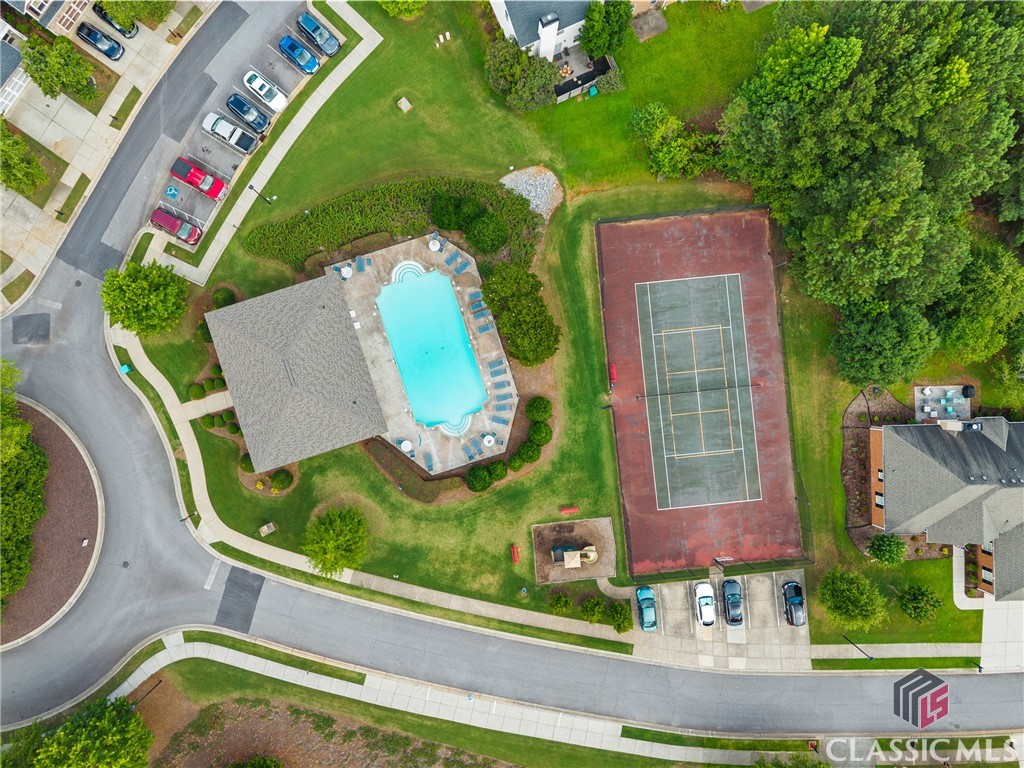 1744 Orchard Walk