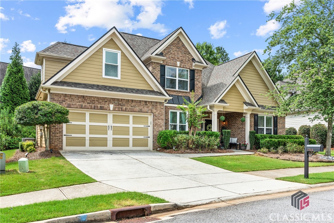 1744 Orchard Walk