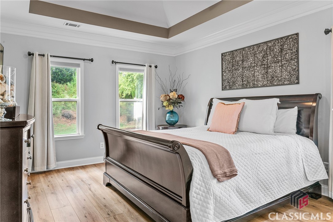 1744 Orchard Walk