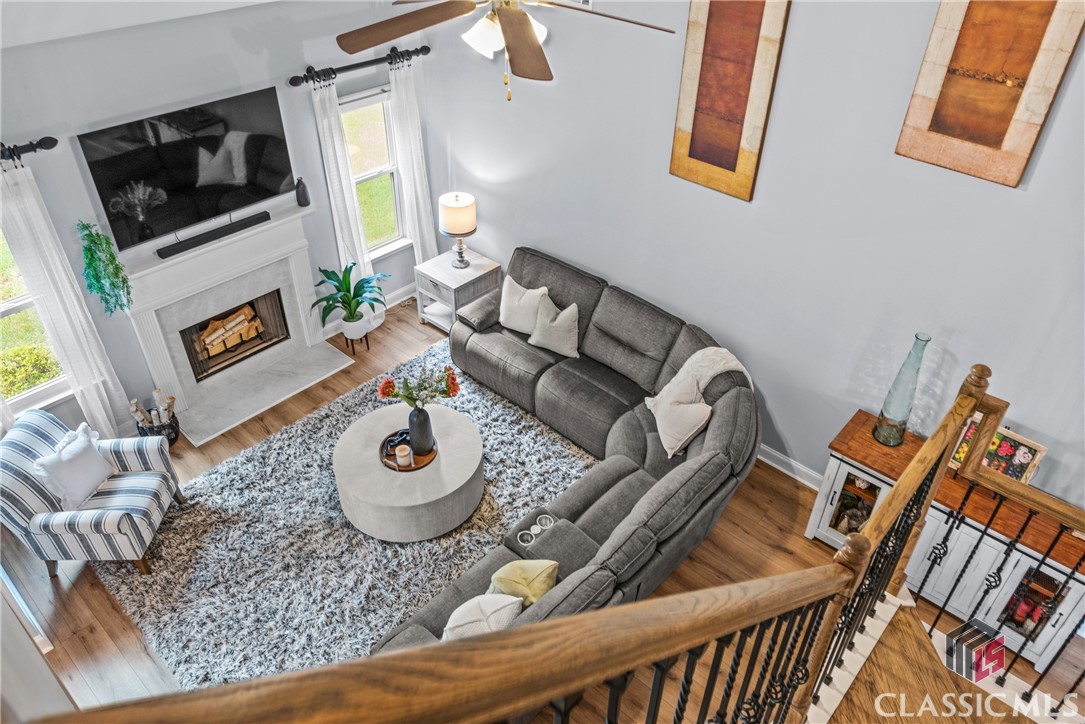 1744 Orchard Walk