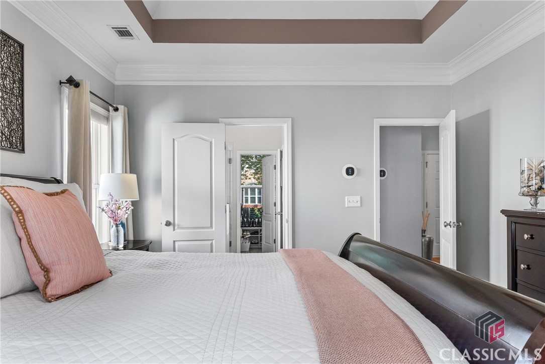 1744 Orchard Walk
